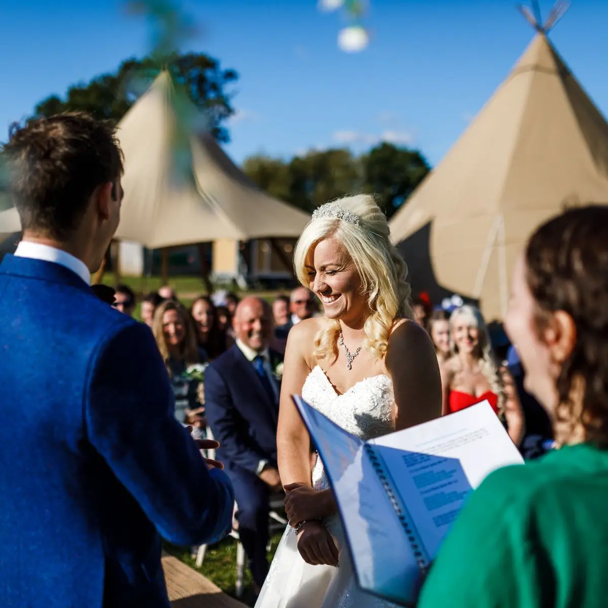 <br />
<b>Warning</b>:  Undefined variable $ImageTitle in <b>D:\Sites\4. Production\Booker Weddings\Views\Blog\BlogListing.php</b> on line <b>11</b><br />
